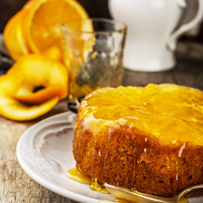 Gâteau citron vert, glaçage mangue & orange