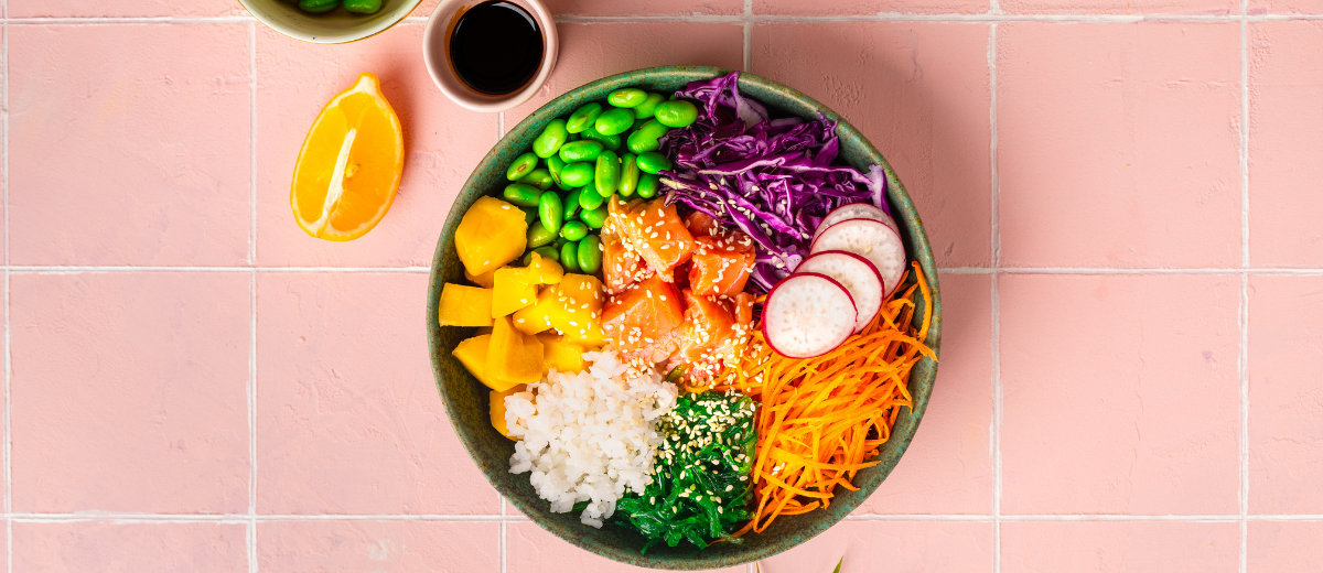 Poke bowl coloré