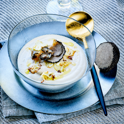 Velouté de chou-fleur truffé