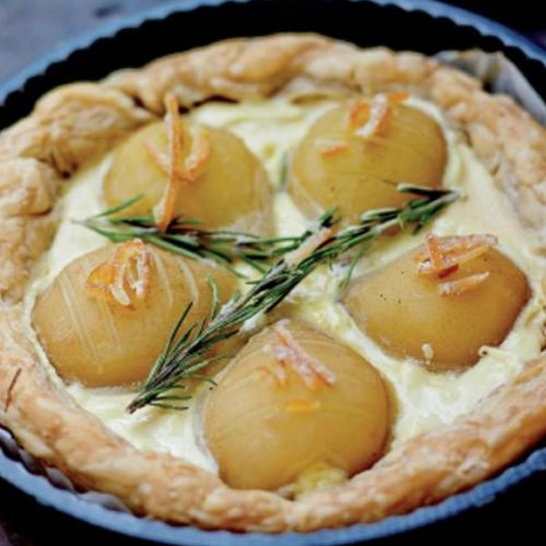 Tarte aux agrumes, poires & romarin